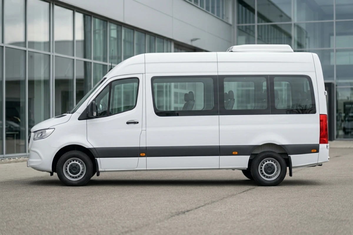 Mercedes Sprinter Full Side